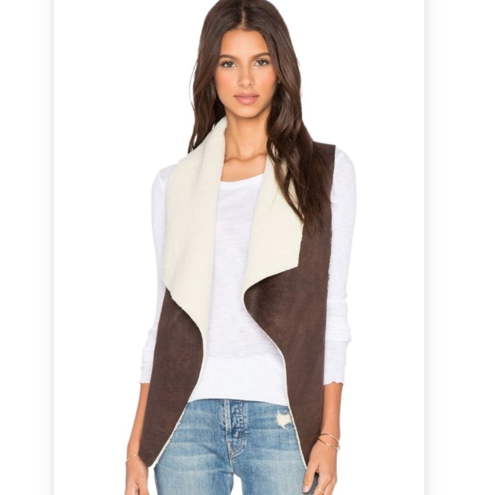 Madison & Lola Sherpa Lined Gray Drape Vest size Small - Picture 2 of 7